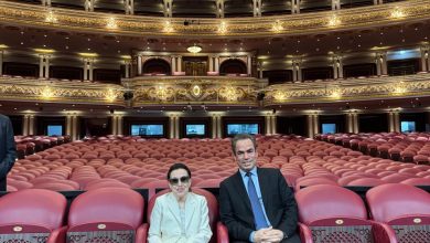 صورة ظهور مفاجئ للفنانة الكبيرة نجاة وزيارة مفاجئة لمدينة الثقافة والفنون بالعاصمة