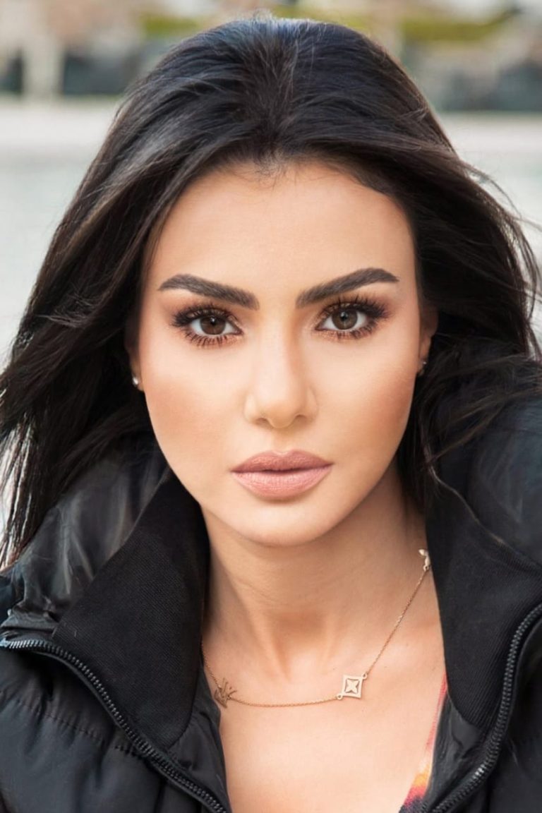 الفنانة دينا فؤاد في رمضان بمسلسل جديد