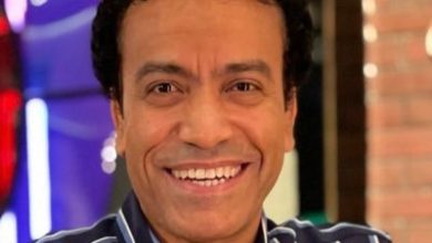 صورة سامح حسين يطور برنامجه قطايف قبل رمضان
