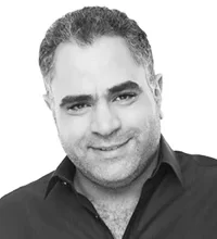 صورة محمد شاهين في .. درويش.. السادة الافاضل.. إن غاب القط