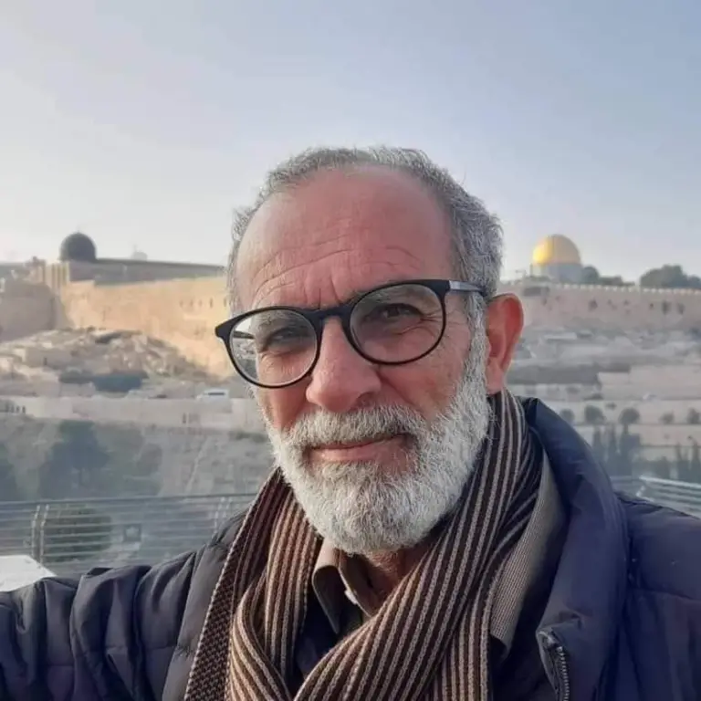 الفنان الفلسطيني الكبير كامل الباشا يواصل نشاطه الفني بعد تألقه بمسلسل صحاب الأرض دراما رمضان