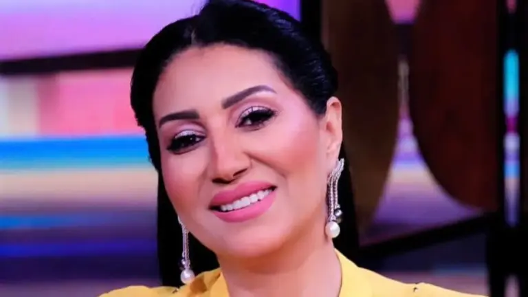 وفاء عامر تواصل حضورها ونشاطها الفني مابين الدراما والسينما وتعود للمسرح في فيلم رومانسي