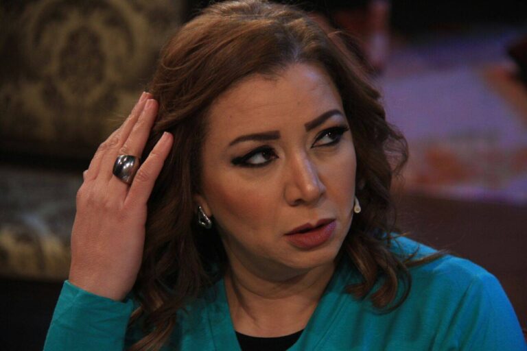 انتصار تتألق وتؤكد حضورها القوي بدورها المتميز بفيلم صقر وكناريا