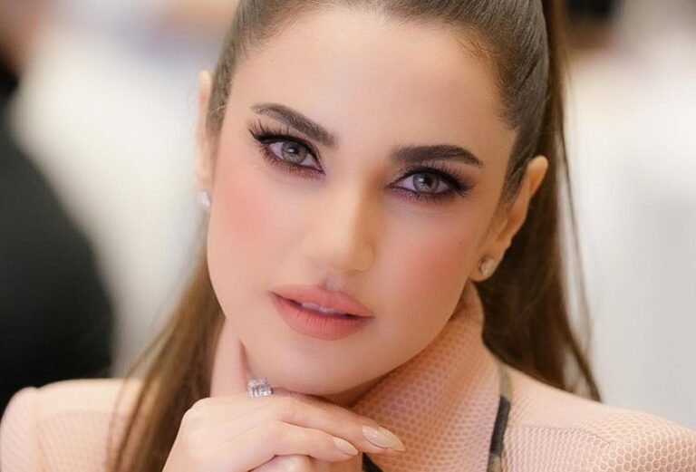 الفنانة درة تعود للدراما وتروج لفيلم الست لما