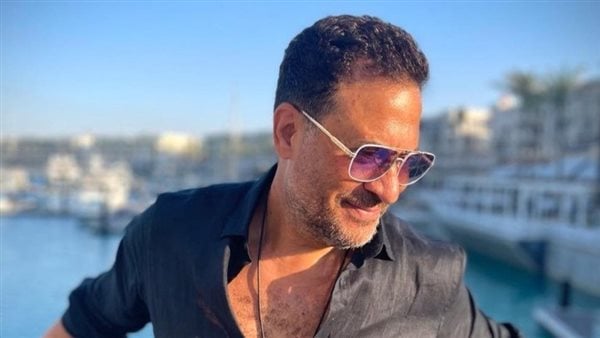 بعد حدوتة.. ماجد المصري يجري عملية جراحية دقيقة عاجلة بالعين