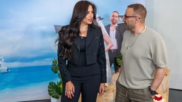 احمد السقا وياسمين عبد العزيز وملايين المشاهدات لإعلان فيلم خللي بالك من نفسك