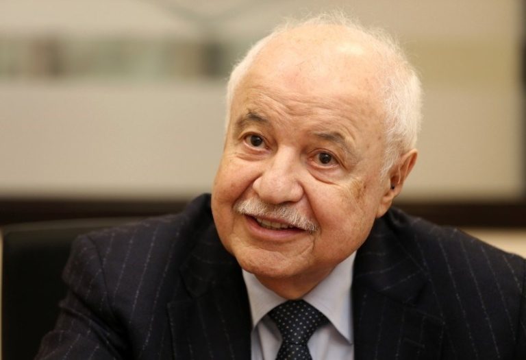 الدكتور أبوغزاله يصدر قرارا بتعديل أوضاع العاملين في مكتب دمشق